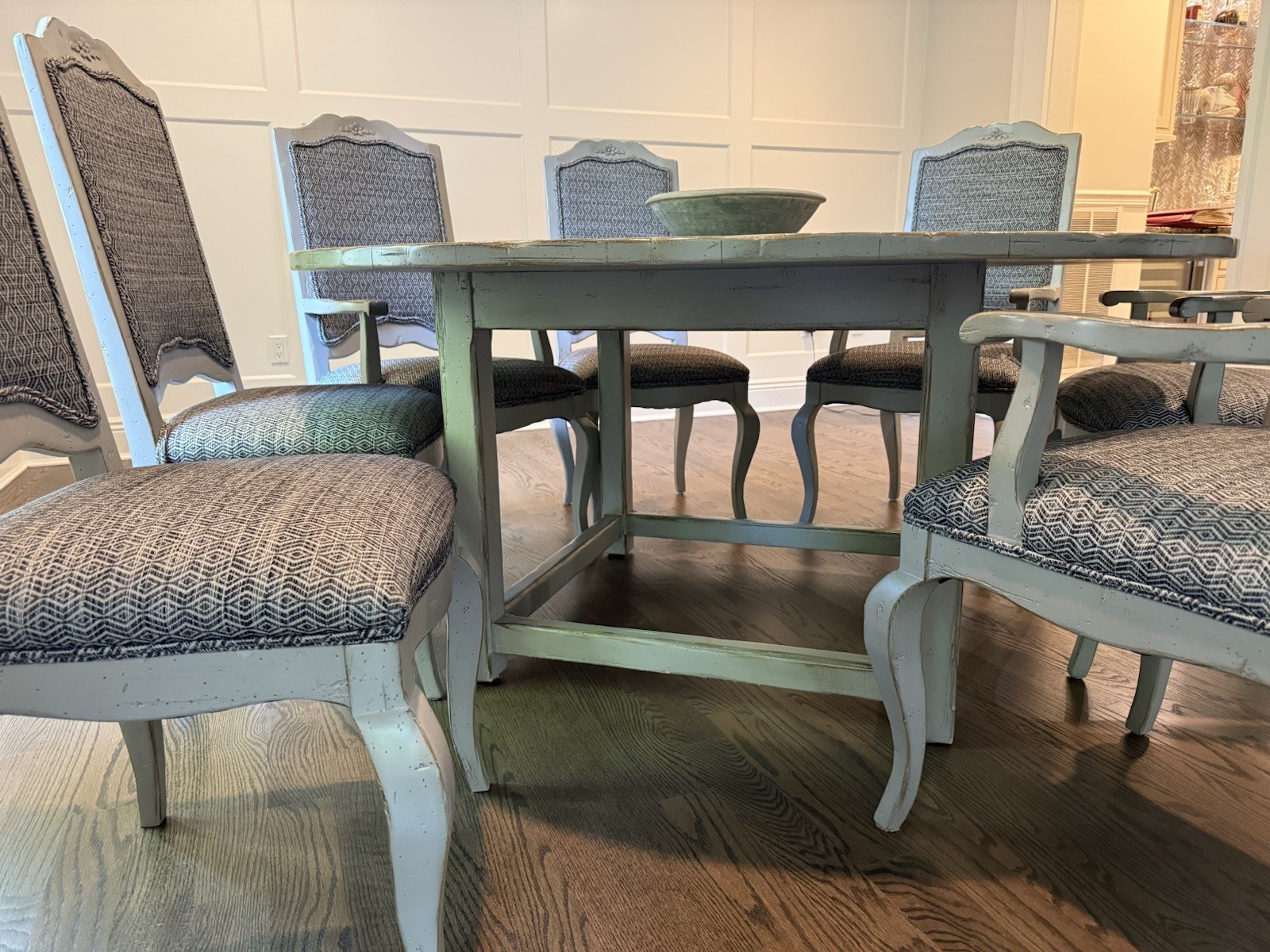 Kitchen Table And Chairs