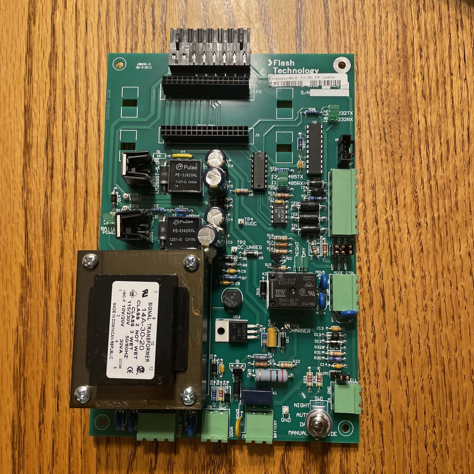 NEW Flash Technology PCB MODEM F2510001