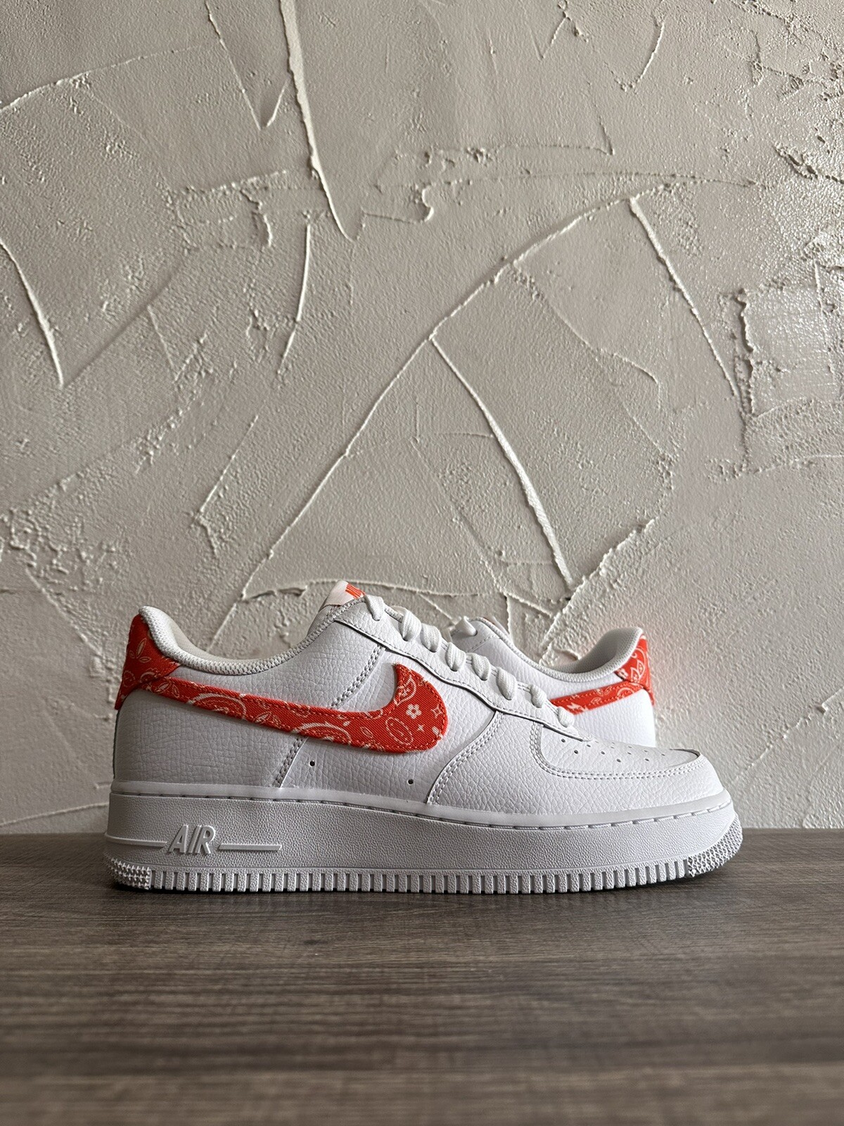 Nike Air Force 1 Low Orange Paisley Women’s Size 11.5 DJ9942-102 Missing Lid