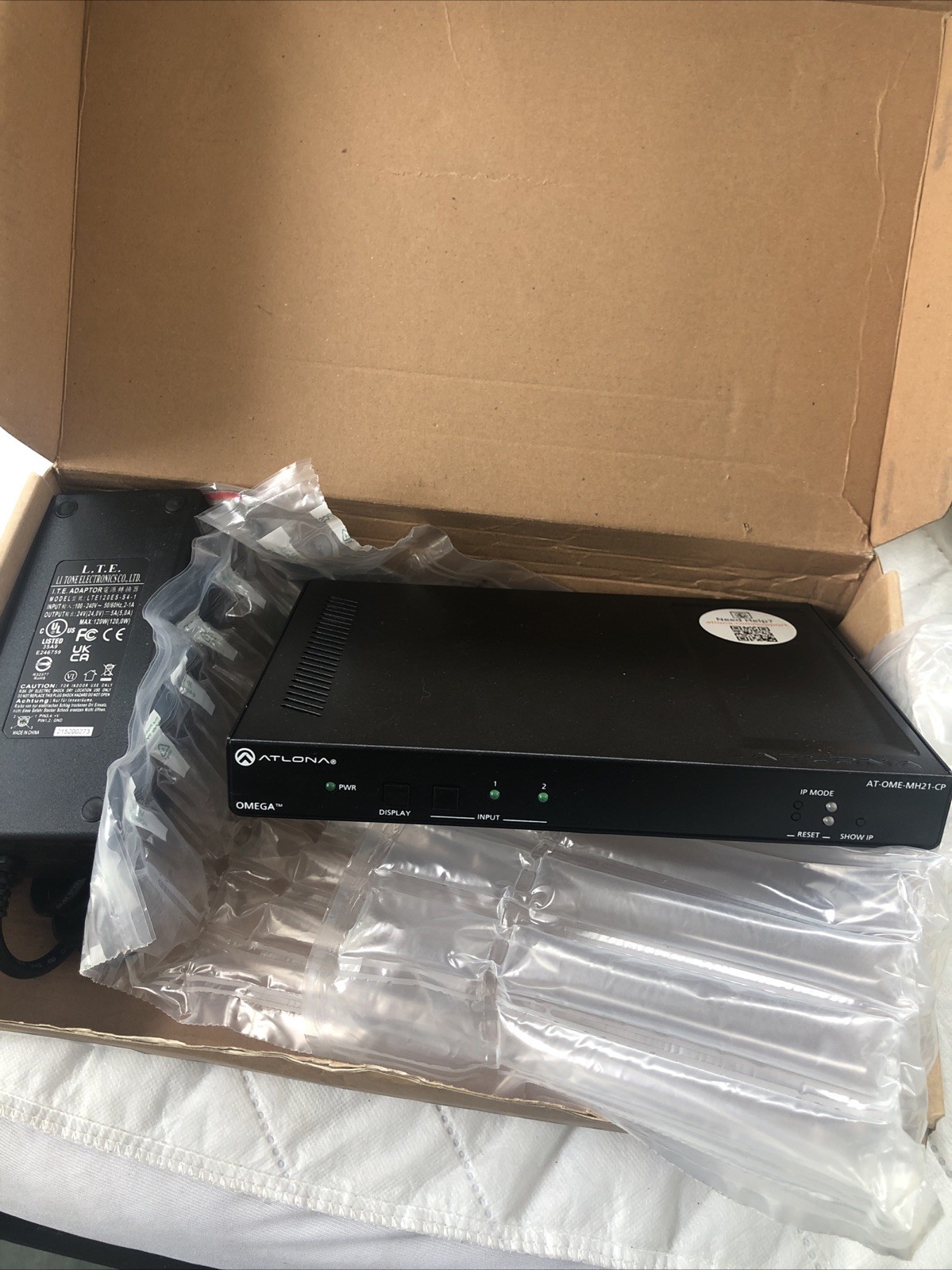 Atlona AT-OME-MH21-CP Two Input Switcher With Usb-c HDMI - Open Box