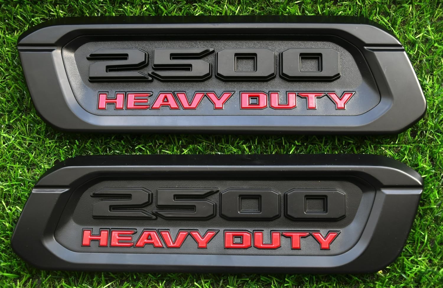 Pair Left Right Side Badges Hood for 2500 Heavy Duty  68362211AB Black Red