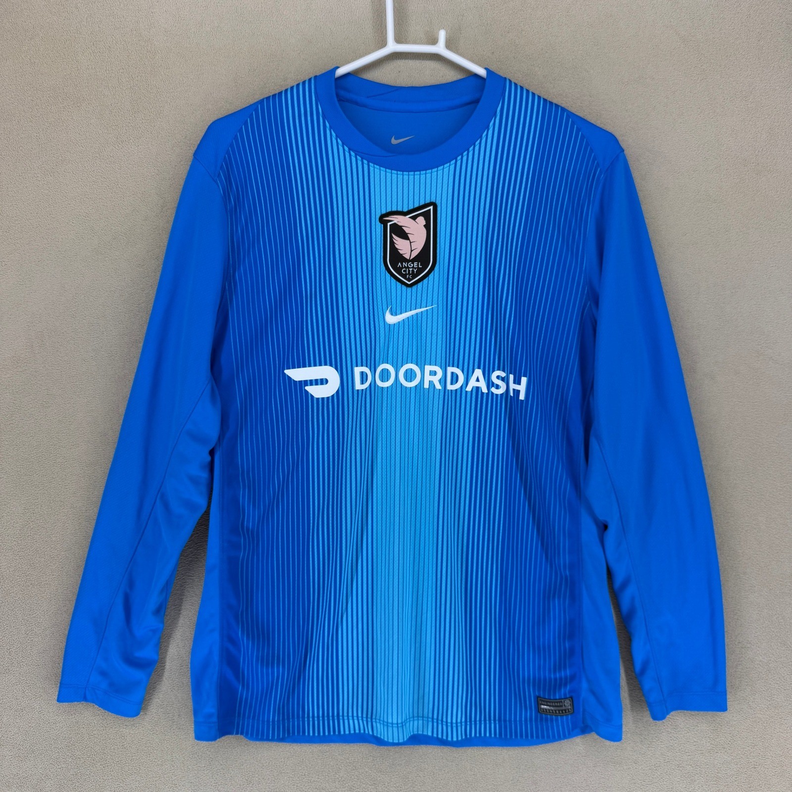 Nike Angel City FC Men's L Long Sleeve Stadium Goalkeeper Soccer Jersey Blue