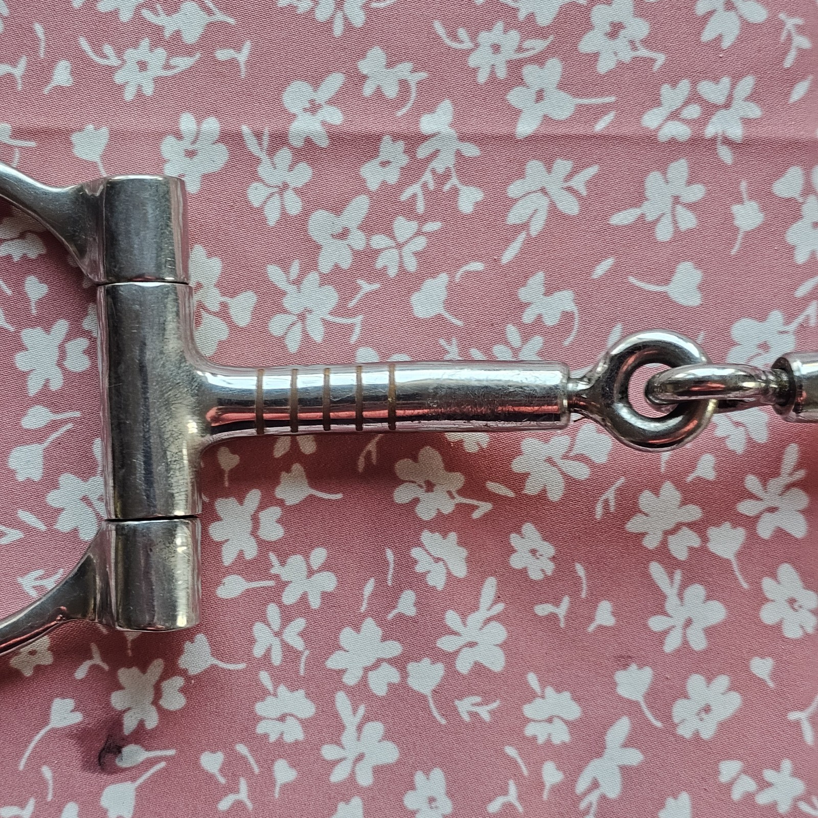 Robart Pinchless Bit Offset D Ring Snaffle Horse