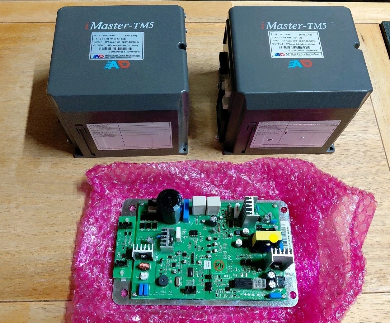 Treadmill Drive Motor. Input 100~115V, 50/60Hz. Output 3phase,6A/9A, 0~150Hz Lot