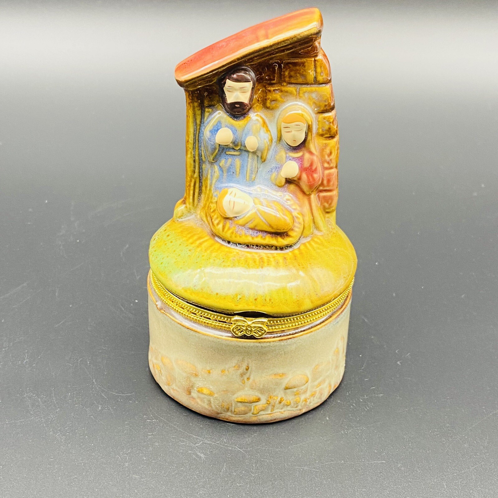 Holy Nativity Trinket  Box