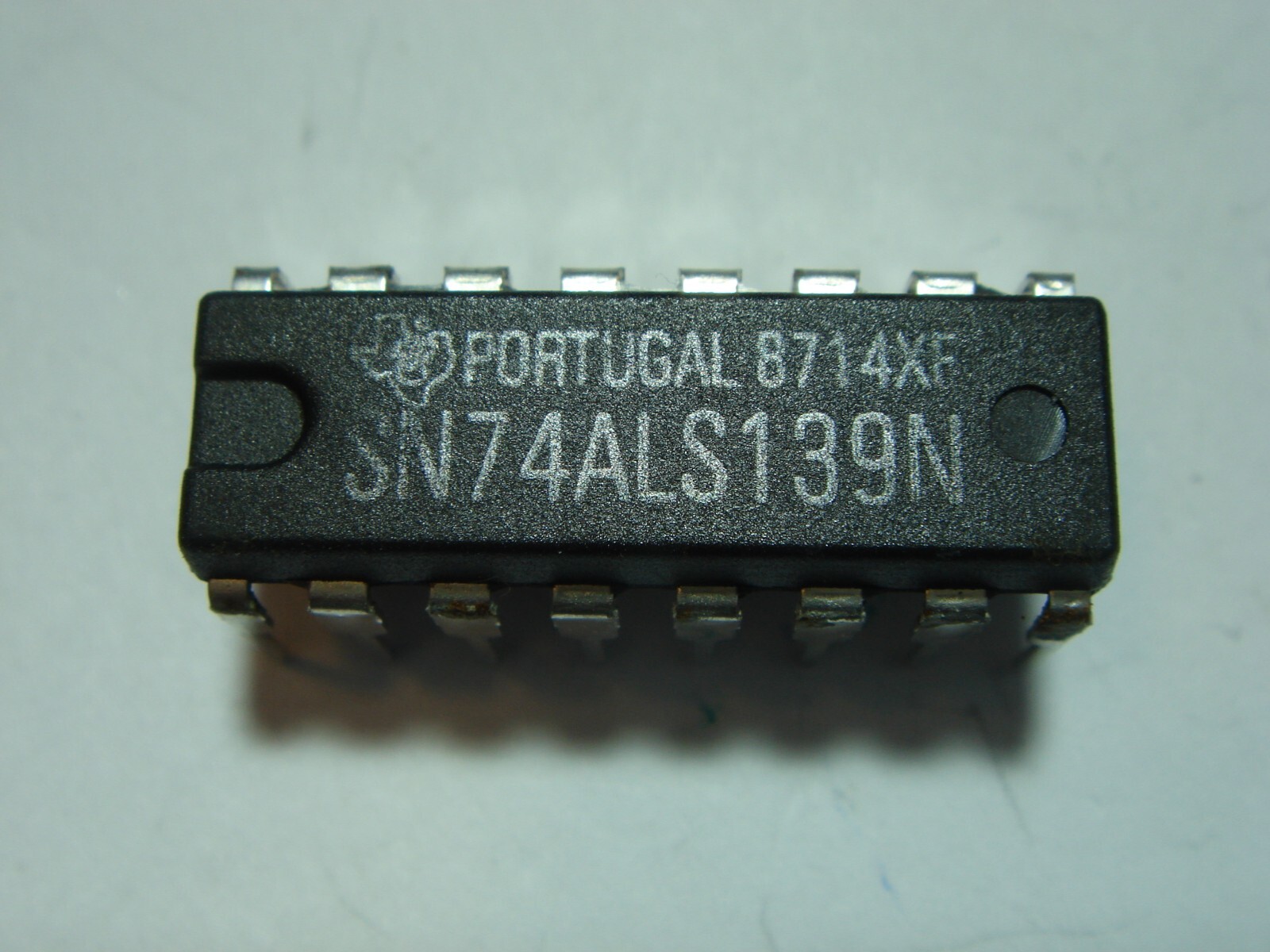 SN74ALS139 2x 1-on-4 Decoder/Demultiplexer #AH74