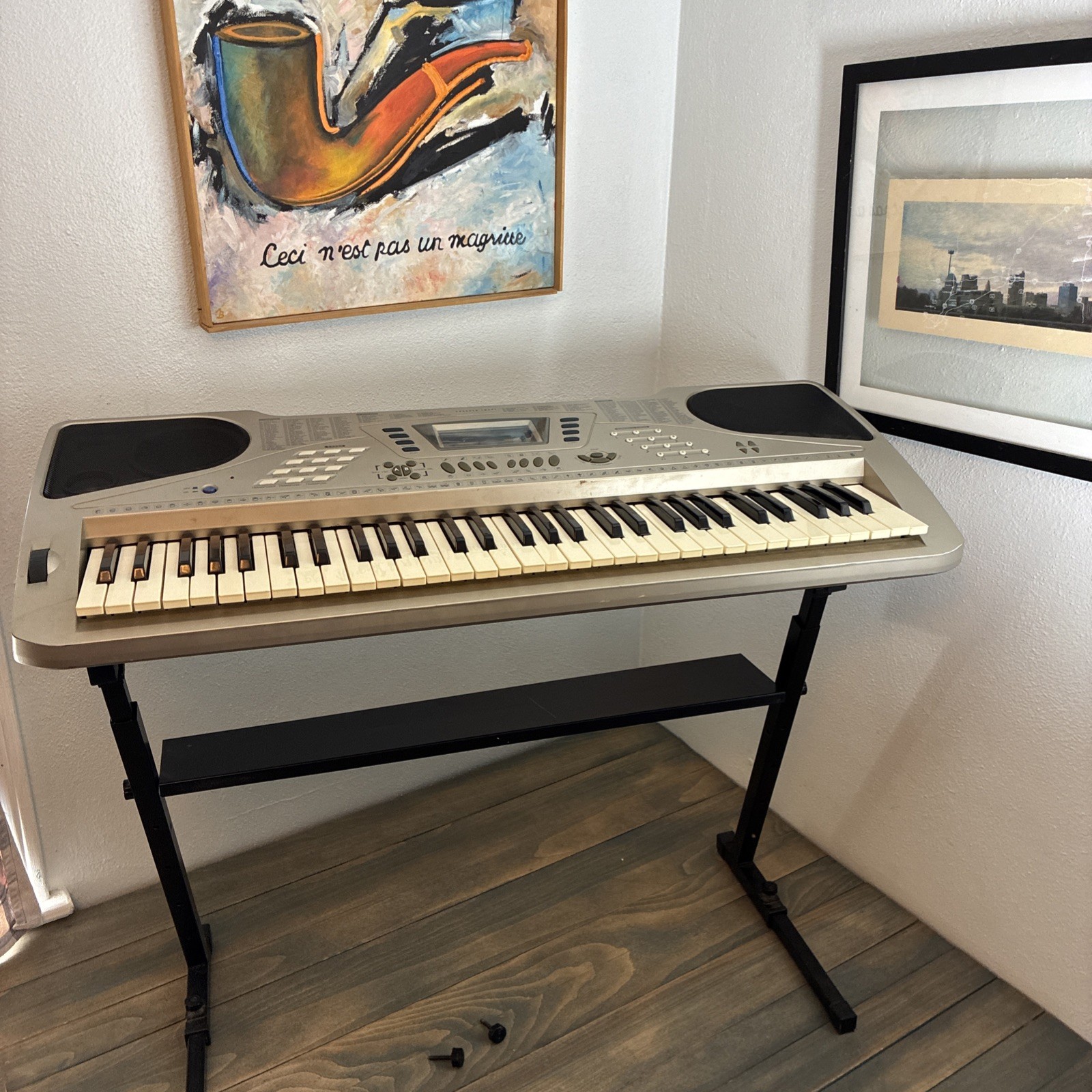 Sharper Image Electronic Keyboard Piano w Stand Portable Parts Needs Power Ad