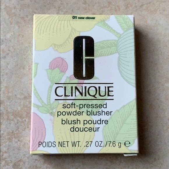 New in Box Clinique Soft Pressed Powder Blusher - 01 New Clover - Full Size
