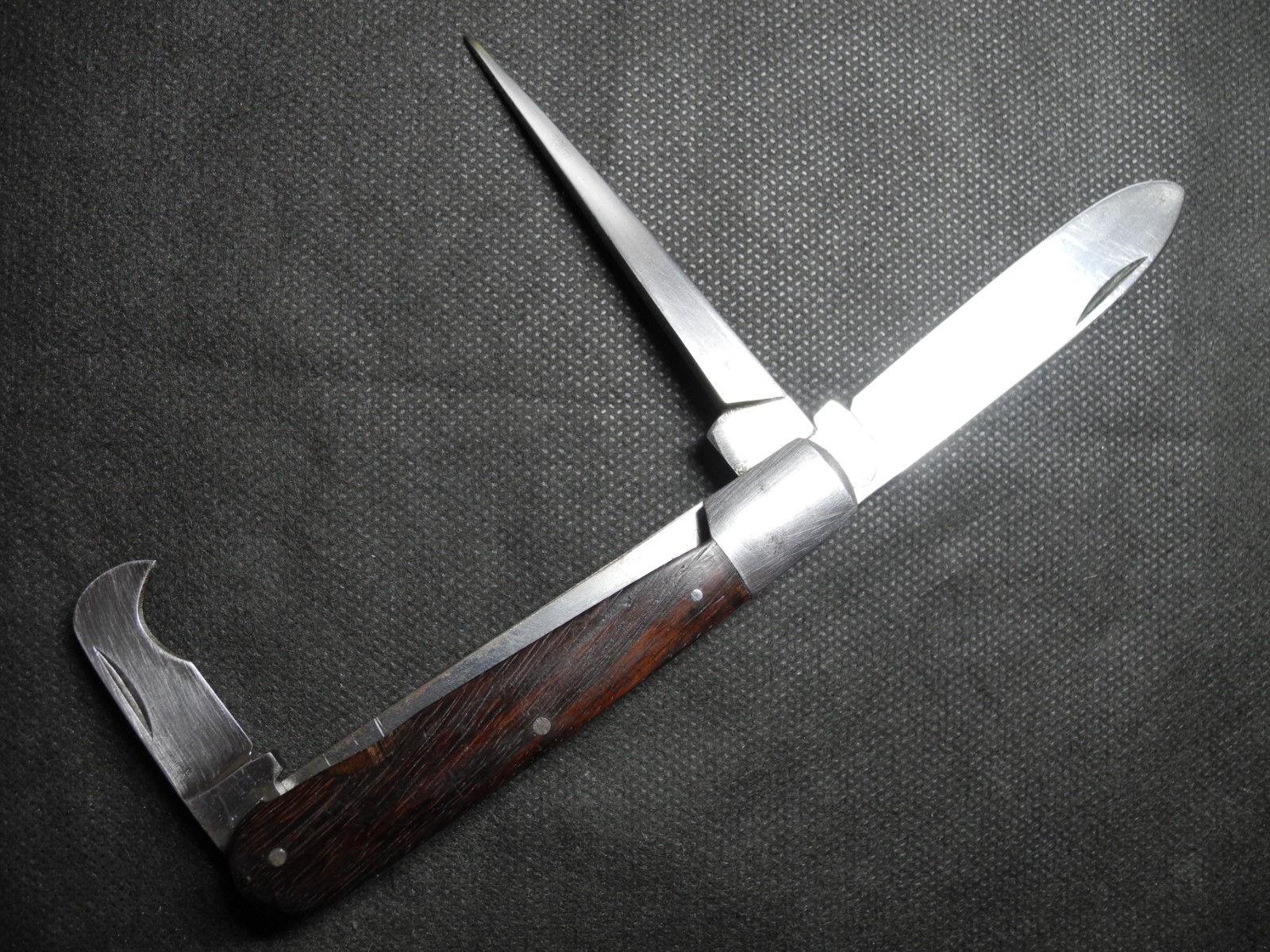 WW2 folding pocket knife "BAYER" "Dreiturm Solingen" of a Wehrmacht soldier