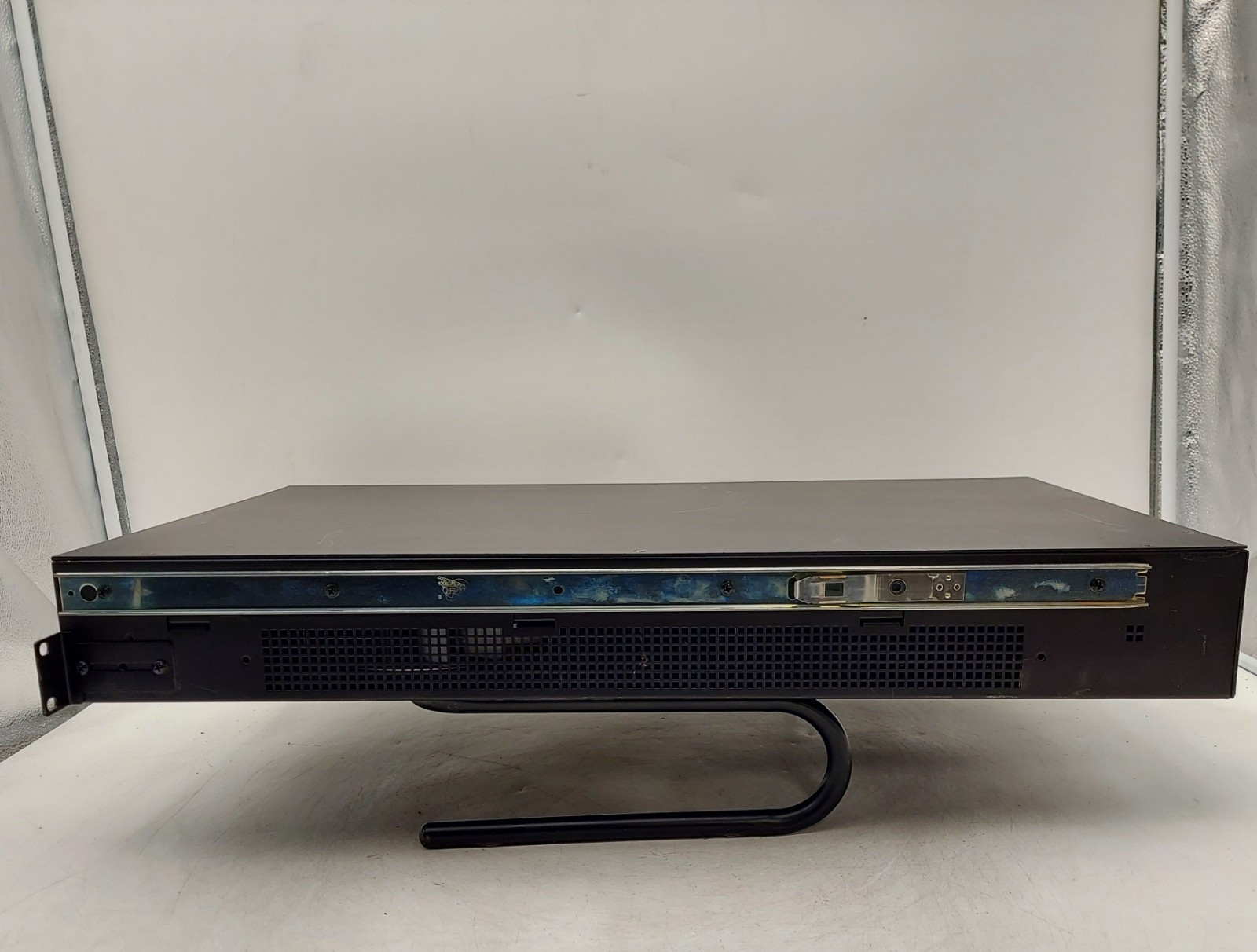 APC ACF202BLK Rack Side Air Distribution