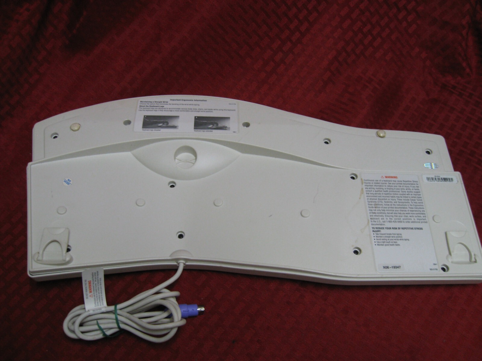 Microsoft X06-19331 KB-0045 off White PS/2 Keyboard