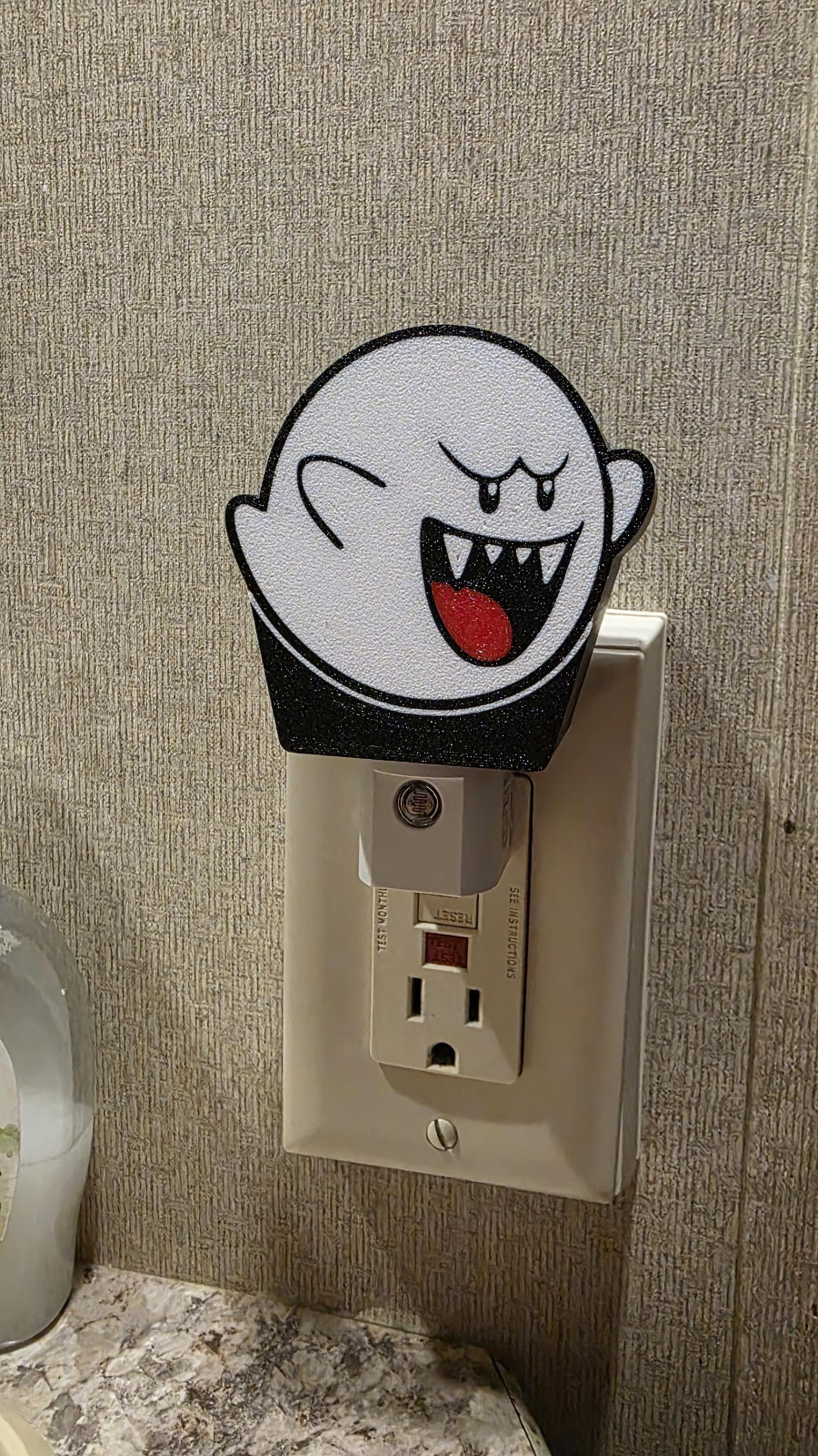 Boo from Mario Wall plug Night Light – Mario-Themed Glow for Kids & Gamers!