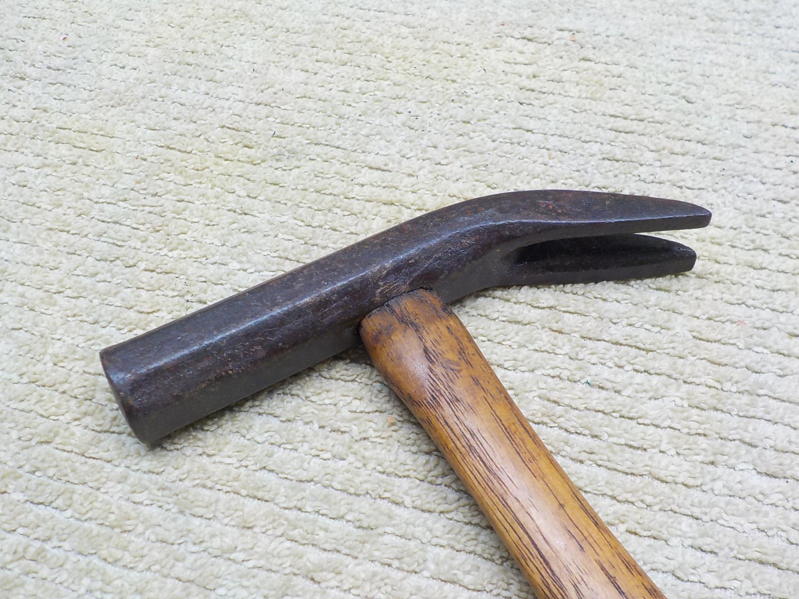 Vintage Cobbler's Tack Hammer Curved "Duck-Bill" 11 1/4"