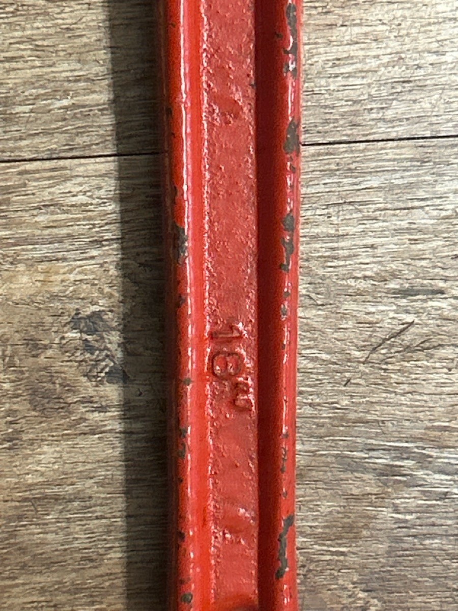 OLYMPIA TOOLS 18" PIPE WRENCH (SBL011915)