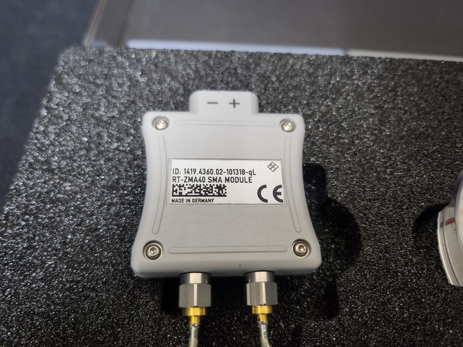 R&S RT-ZMA40 : SMA Module (0781)
