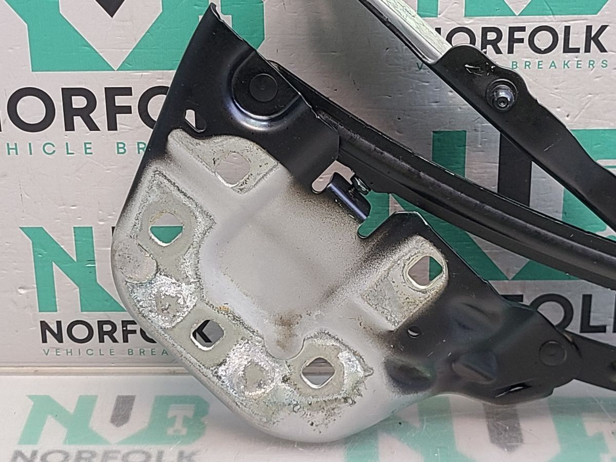 Range Rover Velar L560 Left Bonnet Hinge J8A2-16800-AE