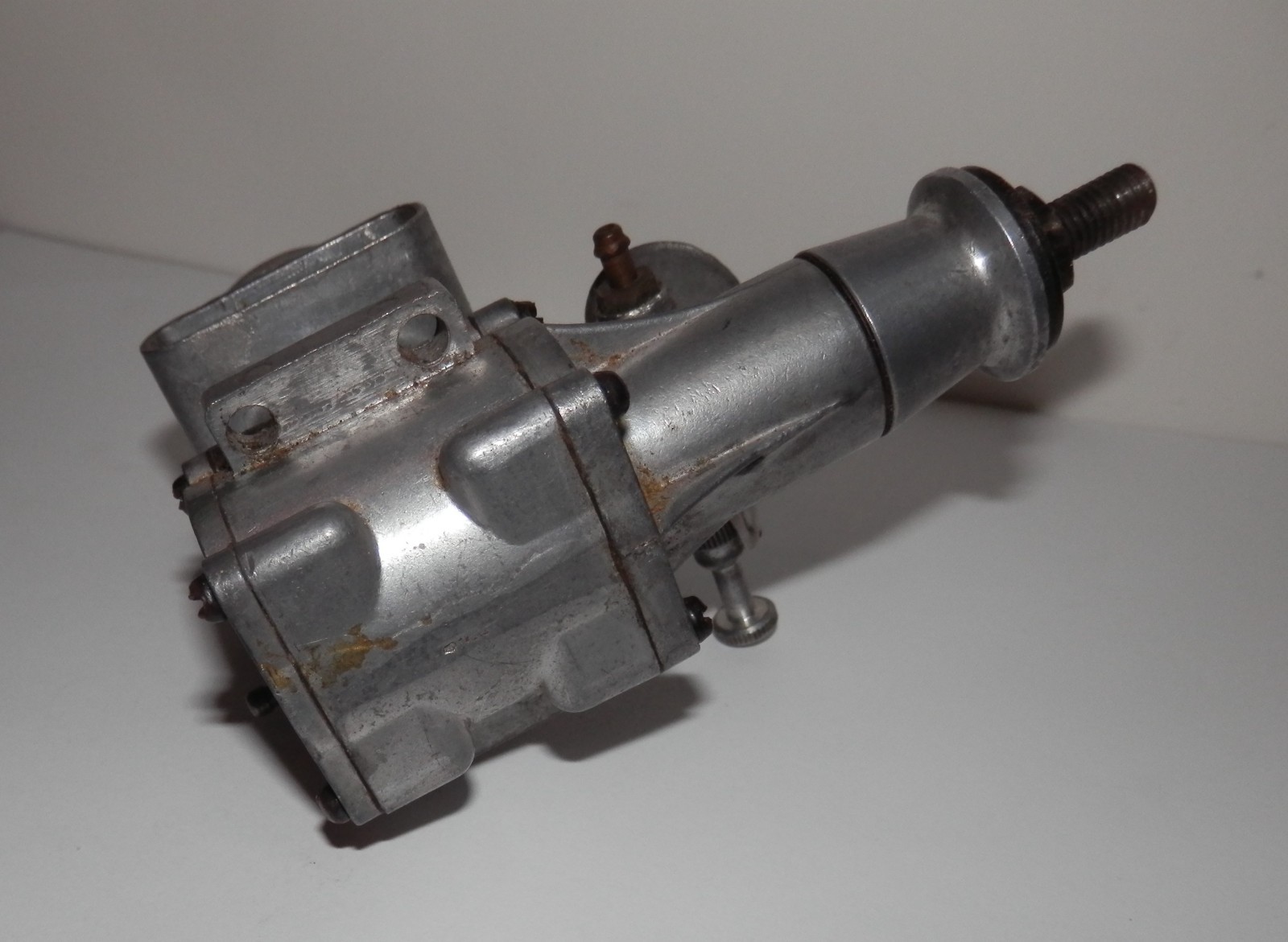 K&B 35 R/C Plane Engine - GOOD COMPRESSION