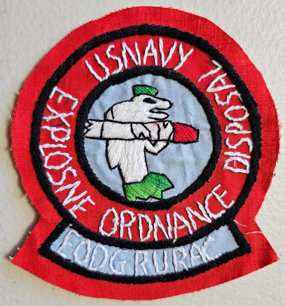 Vietnam Repro Patch:  US NAVY EXPLOSIVE ORDNANCE DISPOSAL