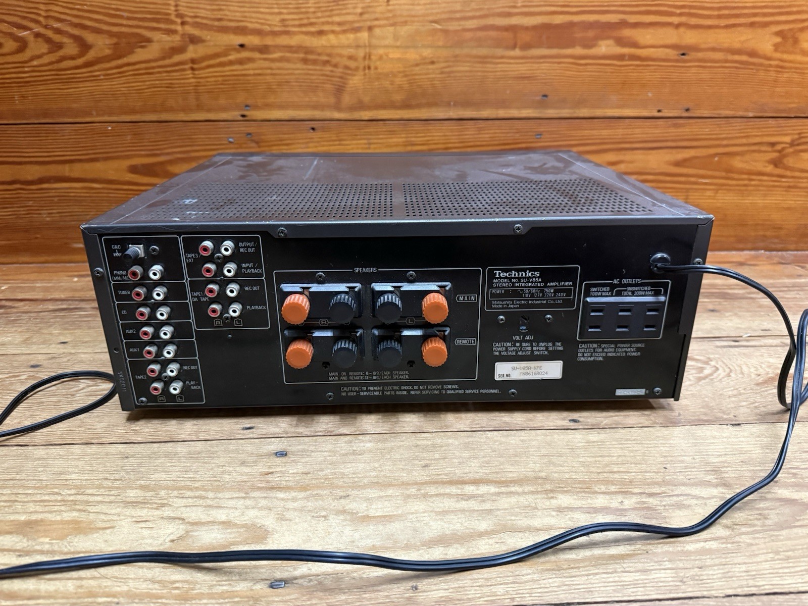 Technics SU-V85A Integrated Amplifier 100W/Chanel