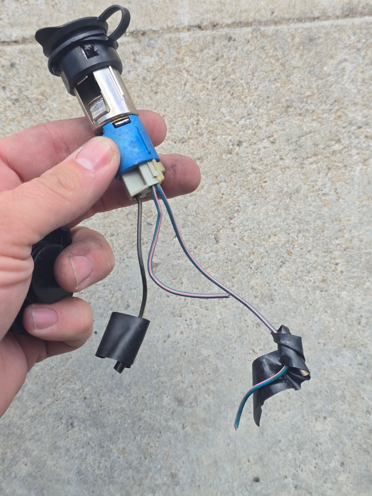 2005 Dodge Grand Caravan 12 Volt Accessory Power Outlet