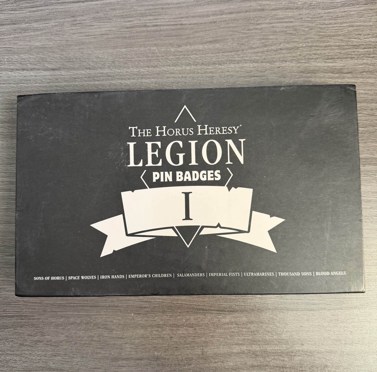 Warhammer The Horus Heresy Legion Pin Badges Series I – Complete Box Set - New