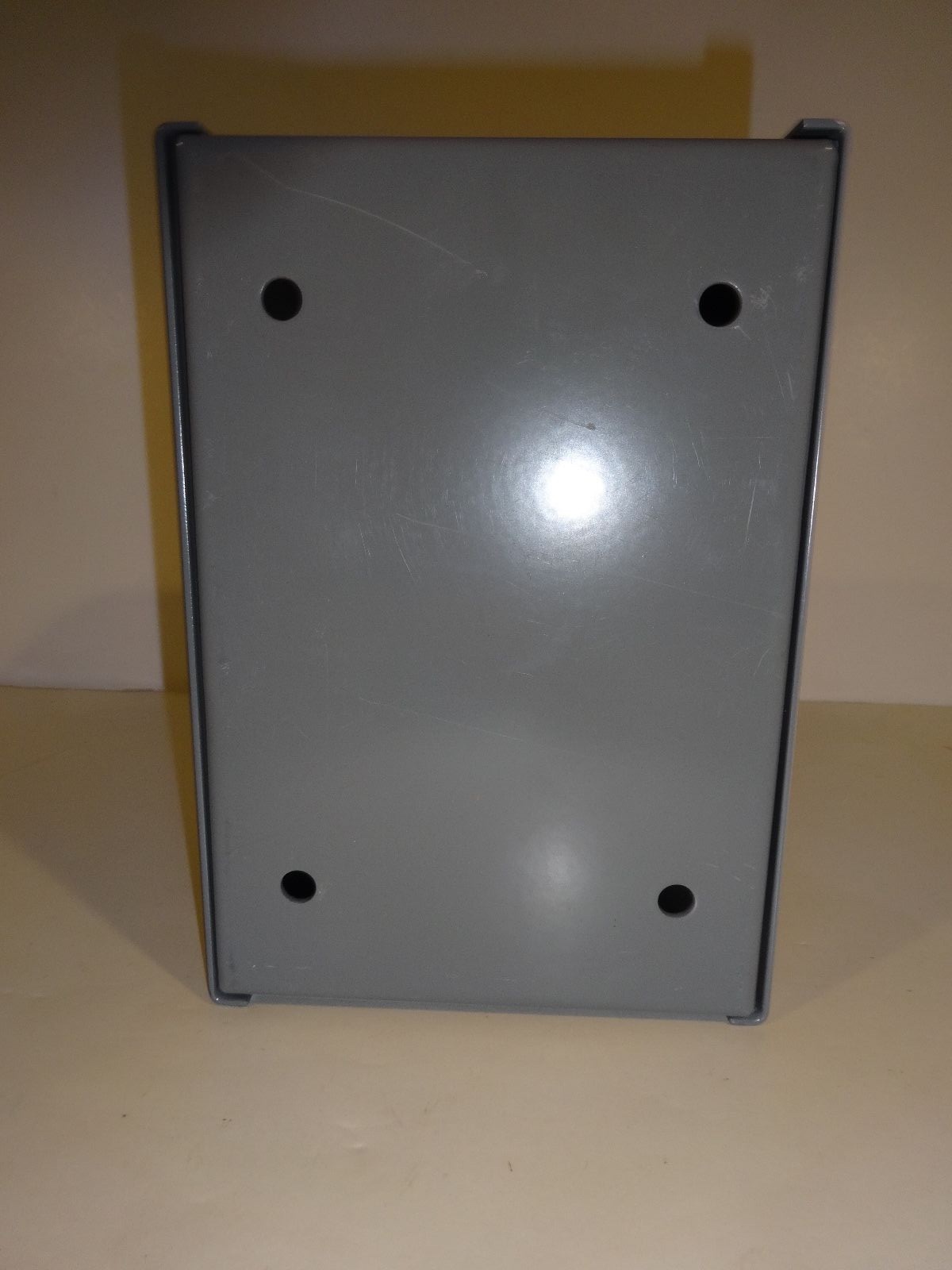 Square D 9421V1G30 LOADBREAK SWITCH 600VAC 20A type 1 enclosure schneider elect