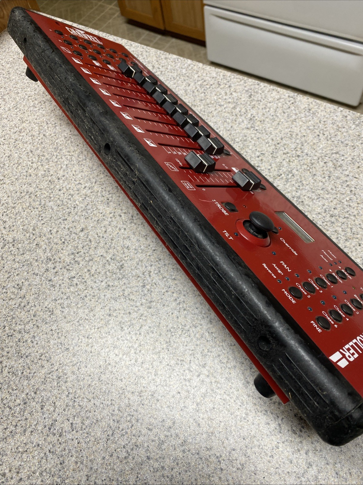 Chauvet DMX-55 Lighting Controller Mixing Desk With MIDI. Rack Mount Powers Up