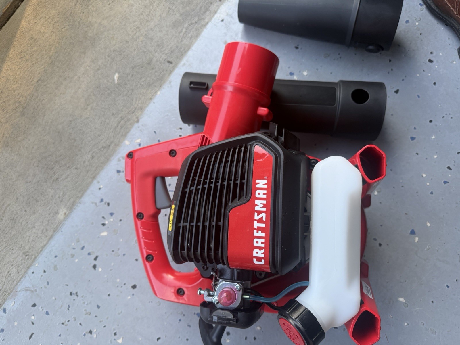 Craftsman B2000 2-Cycle 25cc Gas Leaf Blower