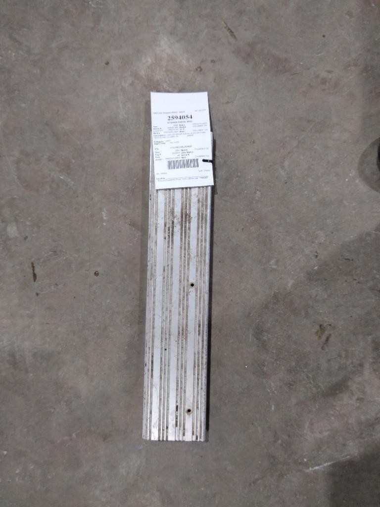 Replaces NA 2005 FREIGHTLINER COLUMBIA 120 INTERIOR PART ,  MN