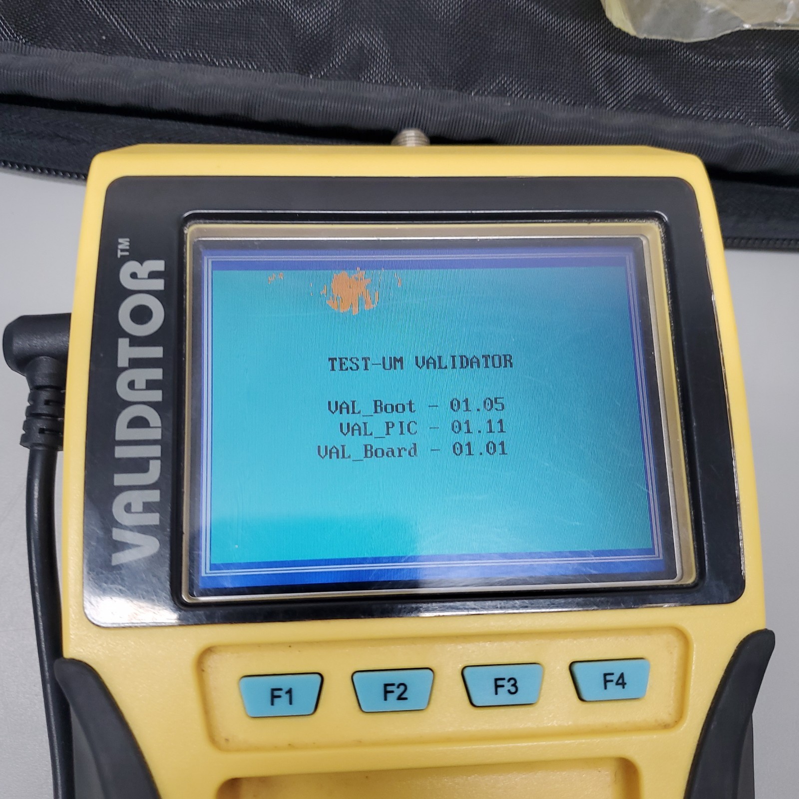 JDSU Validator NT900 Ethernet Speed Certifier w/ Remote & Accessories - SCREEN*