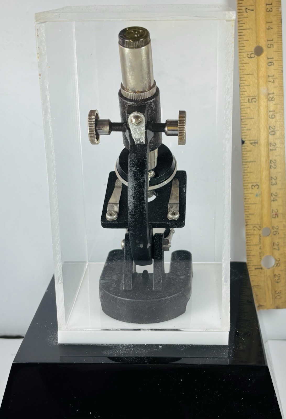 MICROSCOPE/ MINI Trophy /AWARD Encased In Lucite/BLACK BASE/ VINTAGE/ EUC