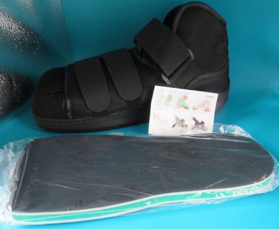 NEW Estinko CLOSED TOE Post Op Injury WALKING SHOE Medical Unisex Sz Large