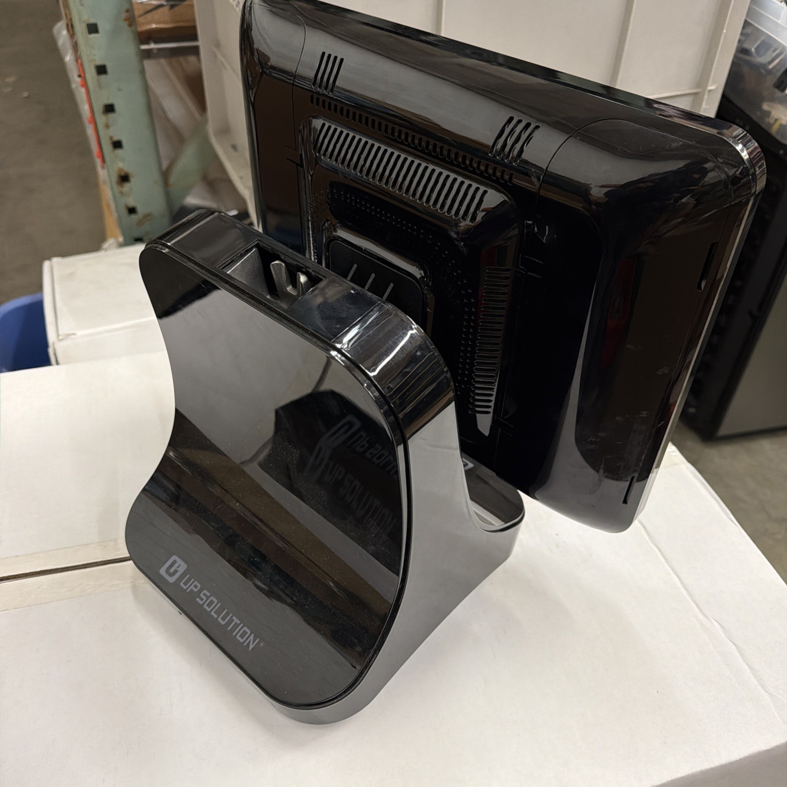 UP Solution UP-5800Bi all-in-one touchscreen POS terminal (SEE DESCRIPTION)