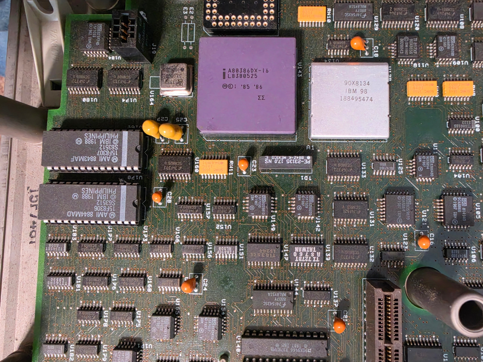 IBM PS/2 Model 50 / Type 8570 (Boots)