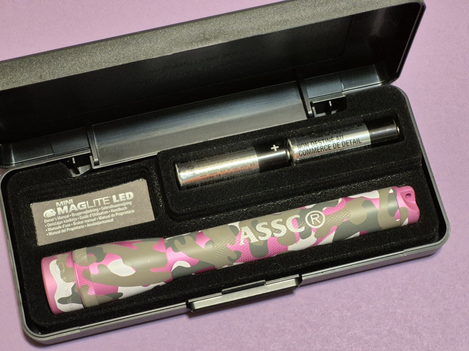 ANTI SOCIAL SOCIAL CLUB MINI MAGLITE LED PINK CAMO