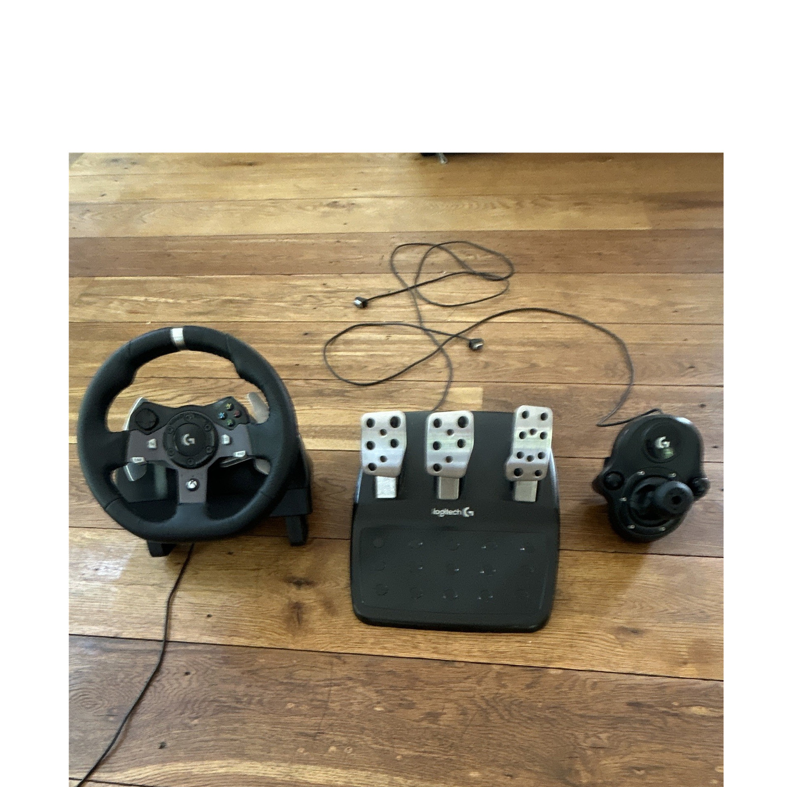 Logitech G920 Wired Racing Wheel Bundle w/ Pedals & Shifter for Xbox