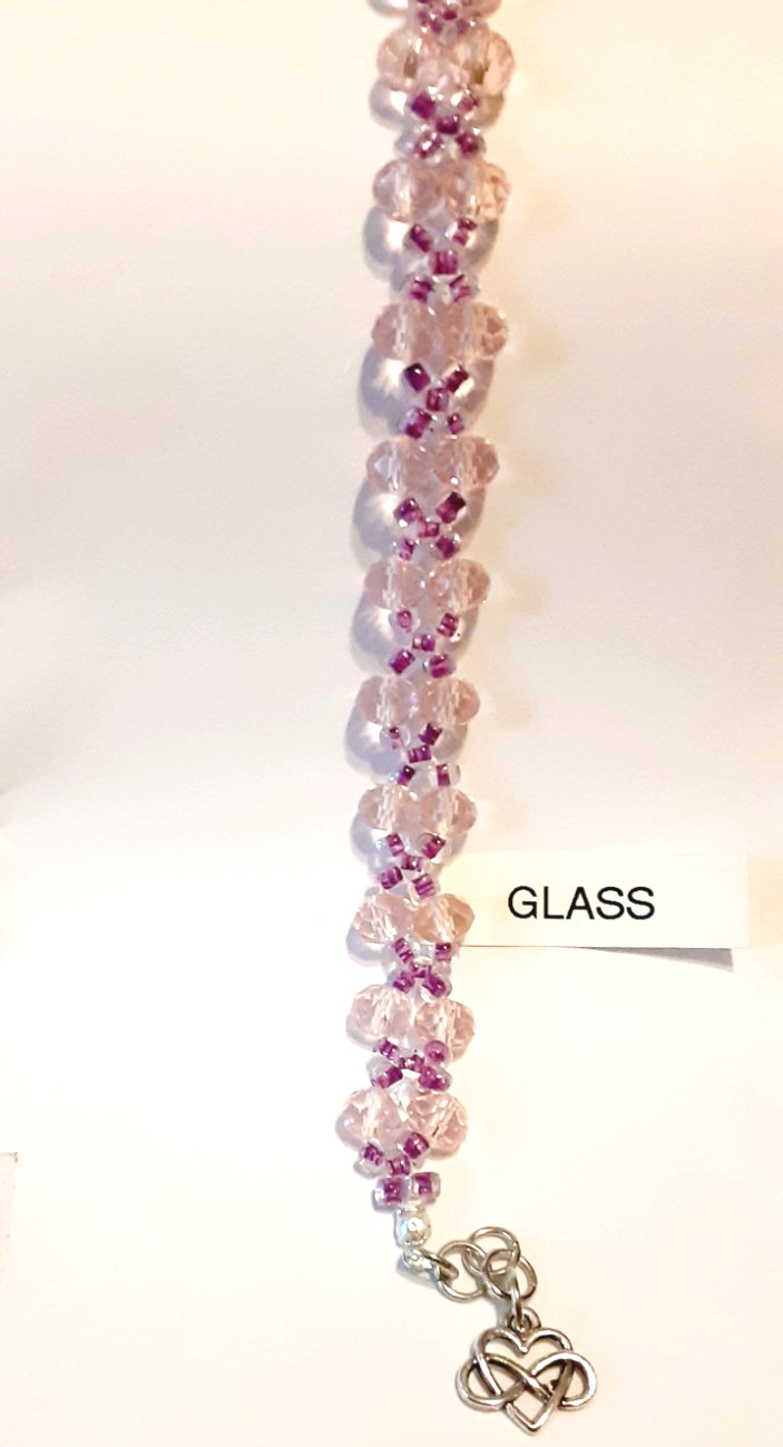 HANDMADE PINK & CLEAR WITH PURPLE CENTER GLASS BEADED BRACELET