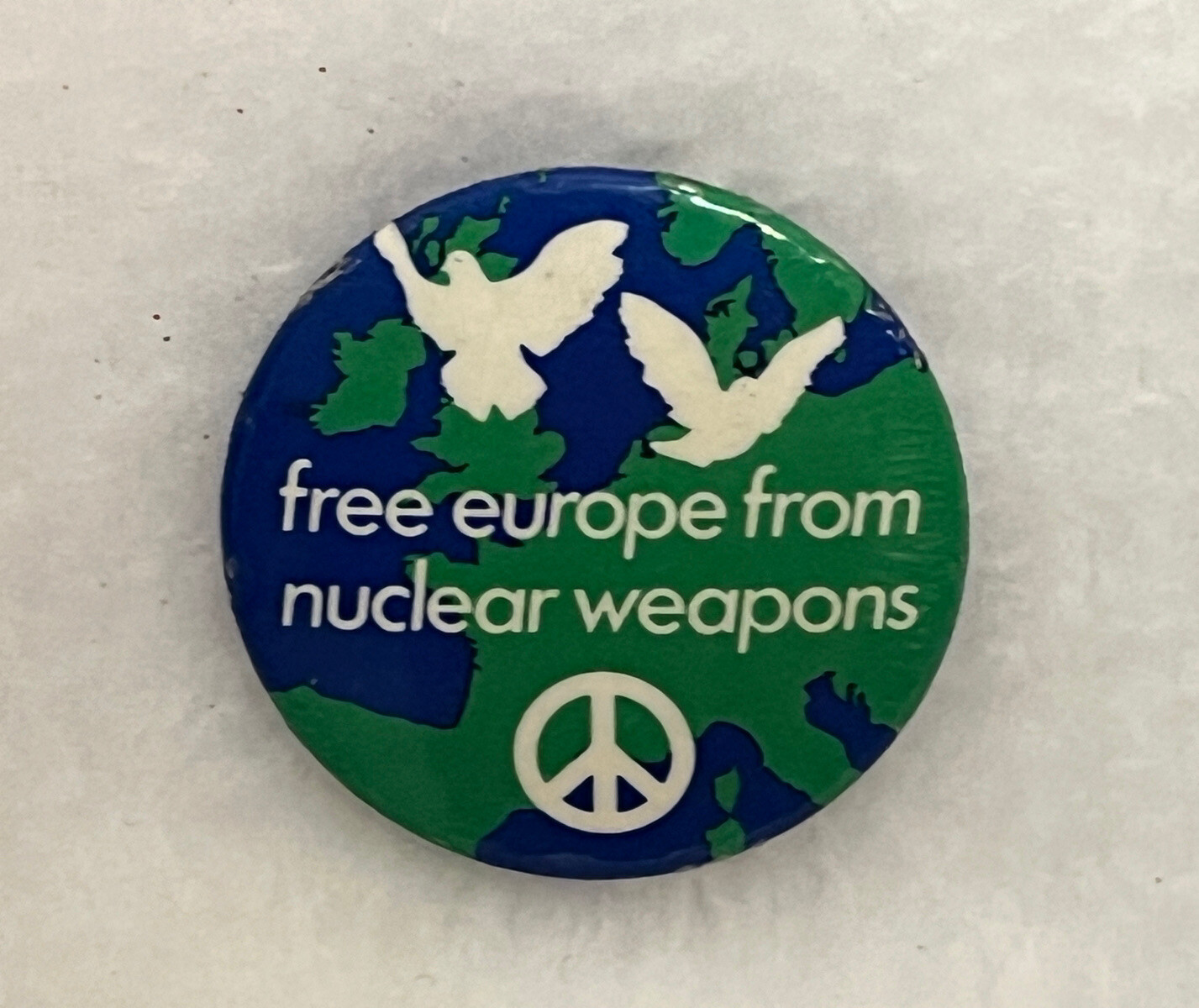 Vintage 1960's Anti-War Protest Peace Sign Doves Pin Back Free Europe No Nuclear