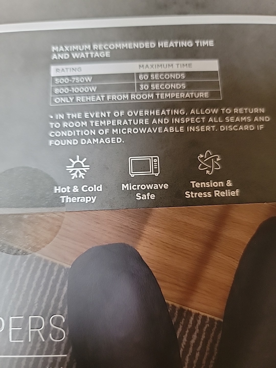 BROOKSTONE Thera-Spa Warming Slippers Cold/Hot Therapy BLUE one-size