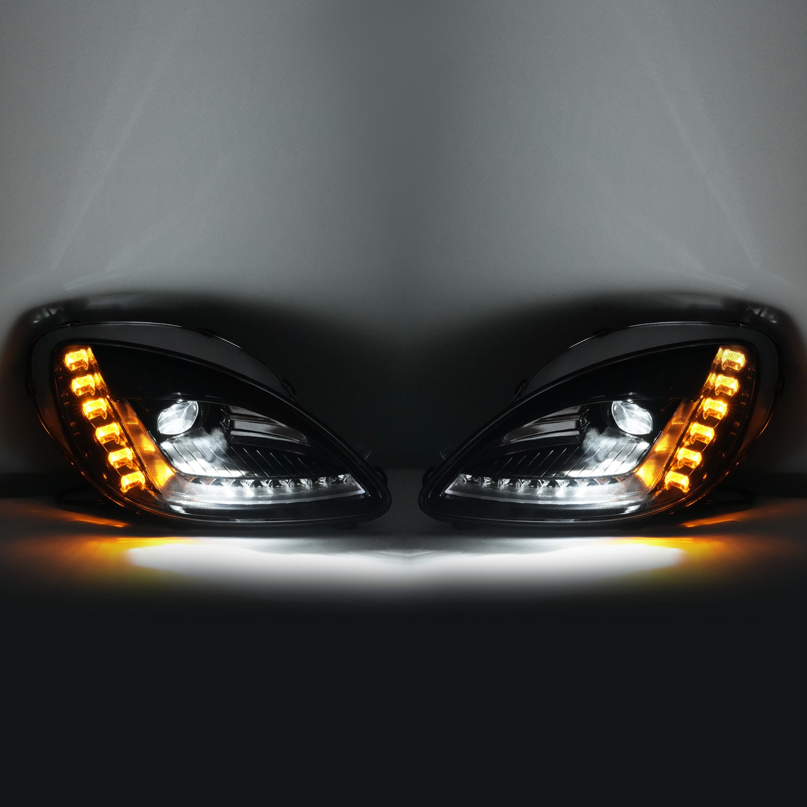 Black/Chrome LED Sequential Projector Headlight For Chevy Corvette C6 2005-2013