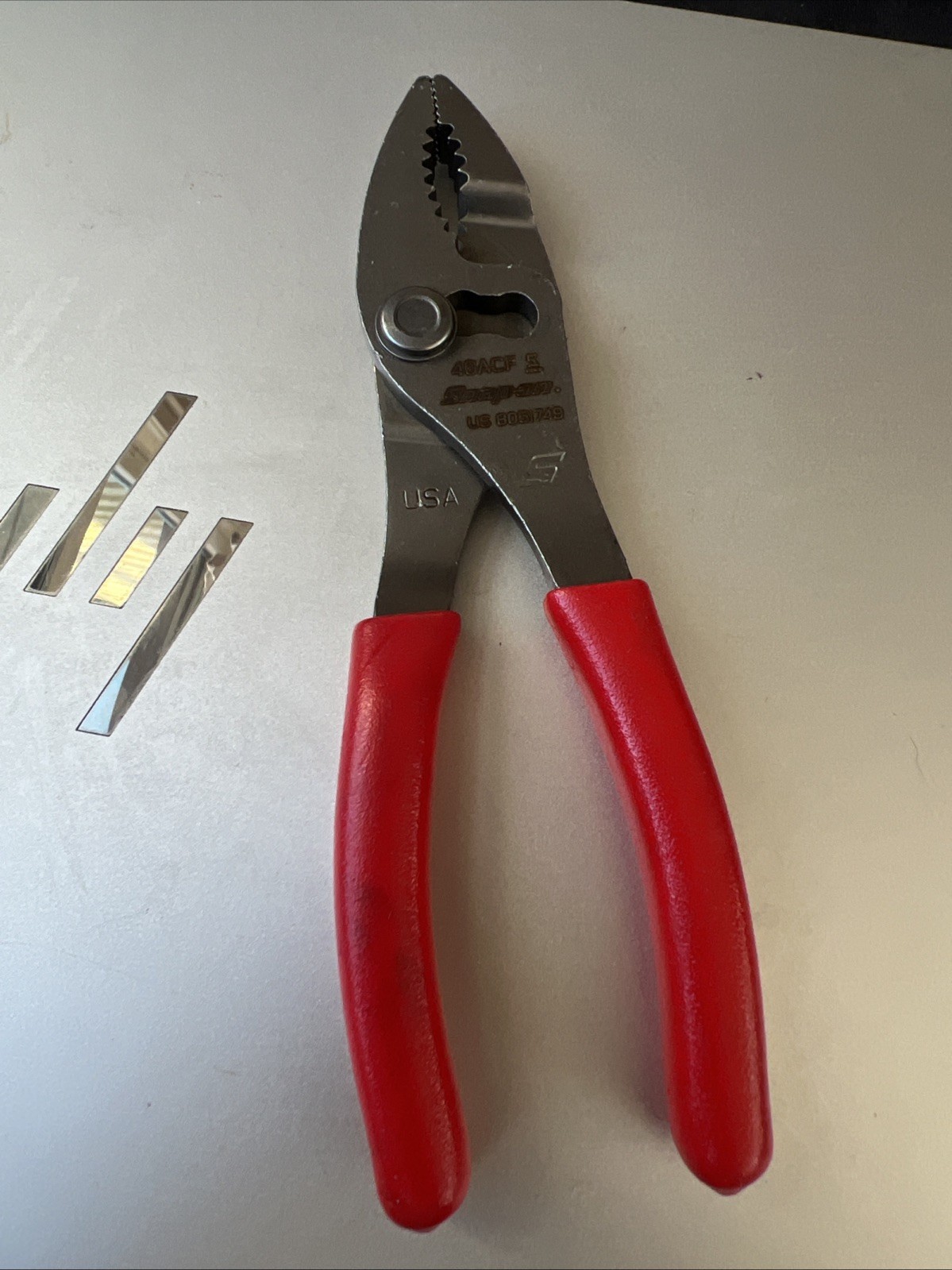 Snap on Tools USA NEW RED Soft Grip 6" Slip Joint Pliers 46acf🔥
