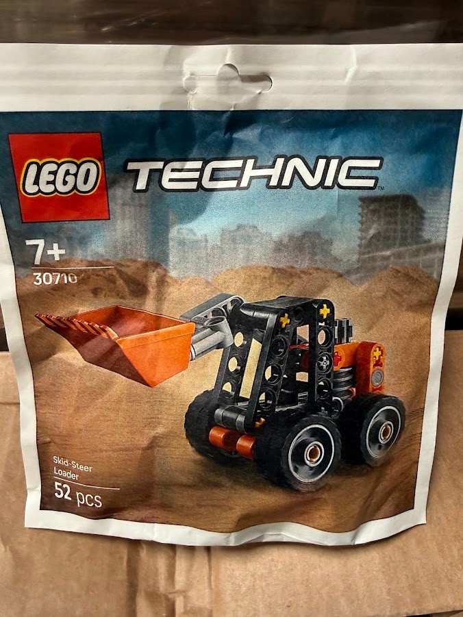 Lego Technic 30710 Skid-Steer Loader Polybag Free shipping NEW