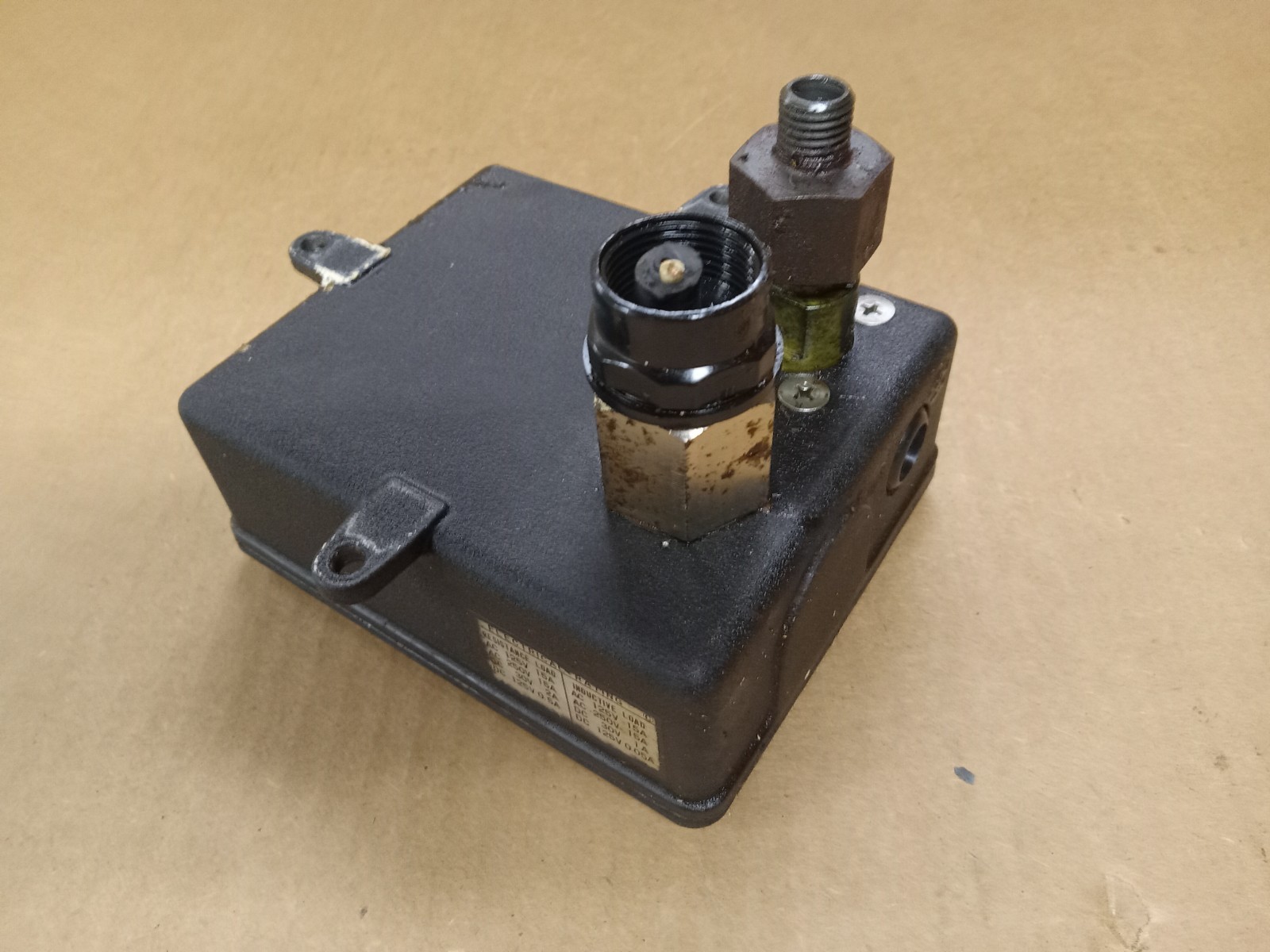 NKS Pressure Switch Type CQ20