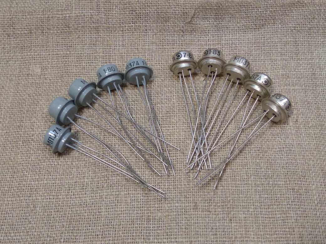 10 pcs. MP37 Germanium N-P-N transistor = 2N444A, 2SD37, 106NU70, GC526, 2SD75A