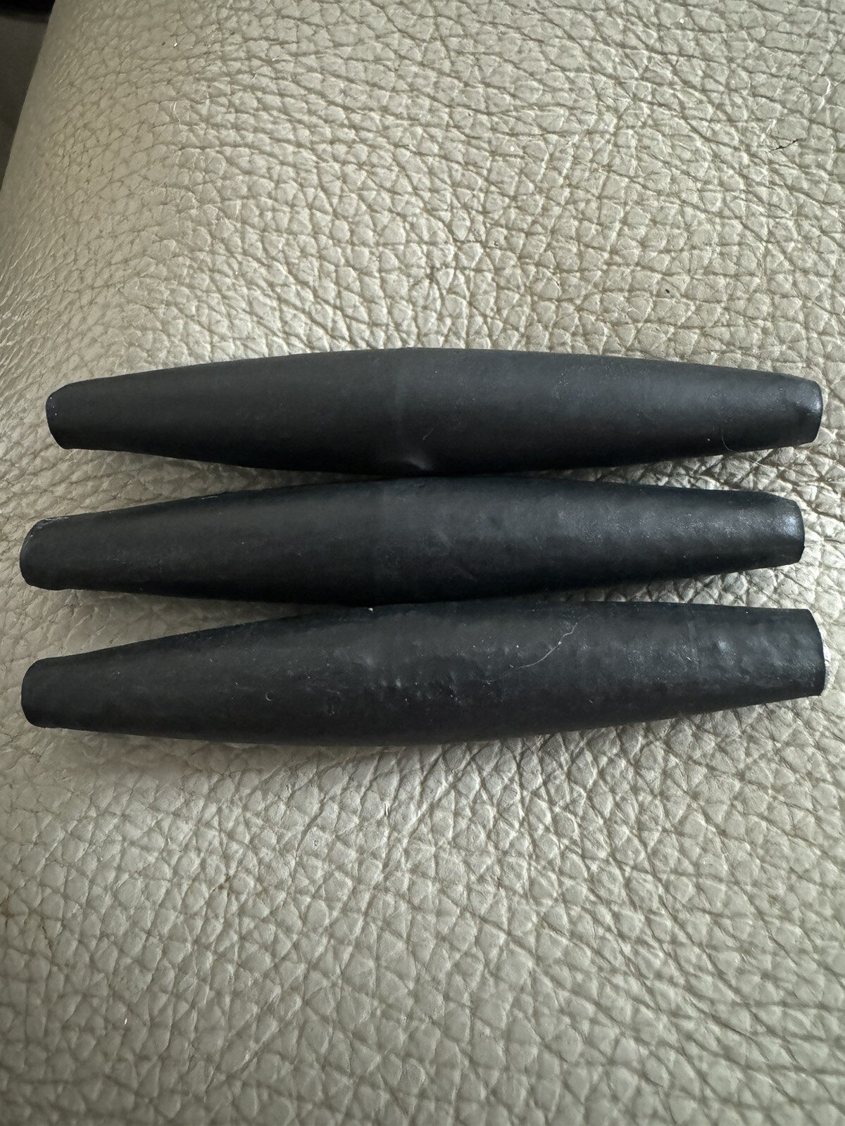 INLINE PREDATOR , DEAD BAIT Weights X 3 Rubber Coated 2.5oz Each, PIKE