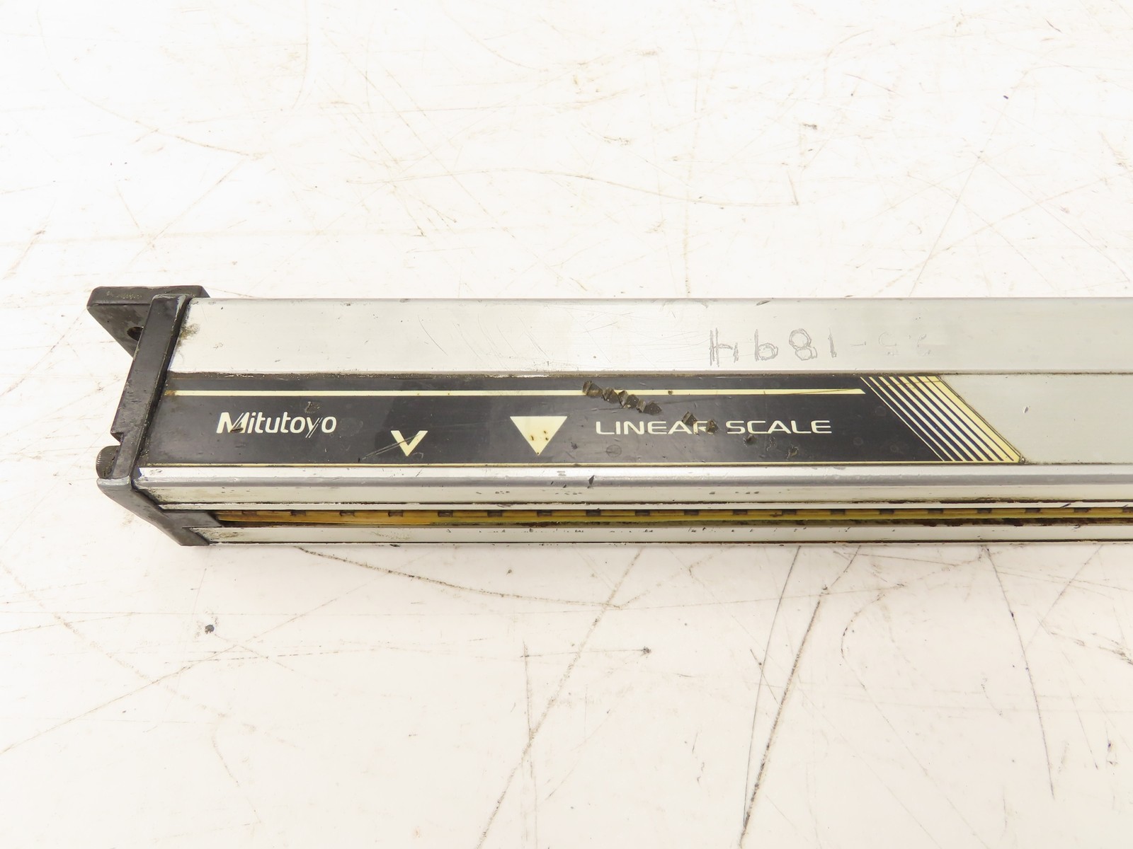 Mitutoyo AT102-600 Absolute Linear Digital Scale Encoder 600mm Travel