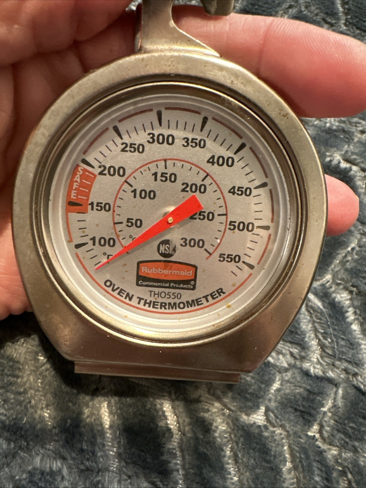 RANGE/OVEN THERMOMETER RUBBERMAID THO550 STAINLESS STEEL HANGS OR STANDS