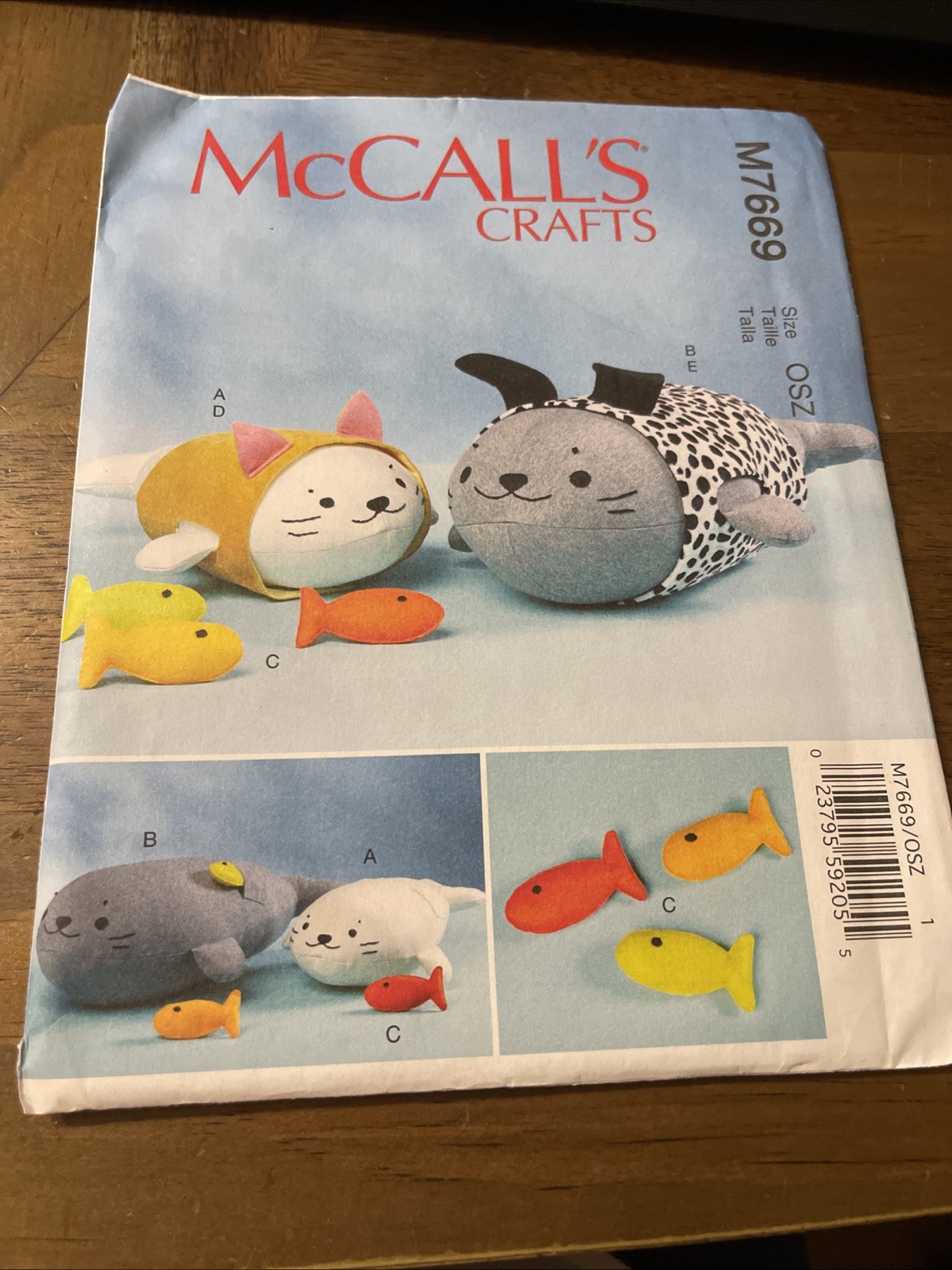 McCalls Craft Pattern M7669 ~ Stuffed Dog ~ Cat -Fish w/Outfits 2 Sizes & Fish