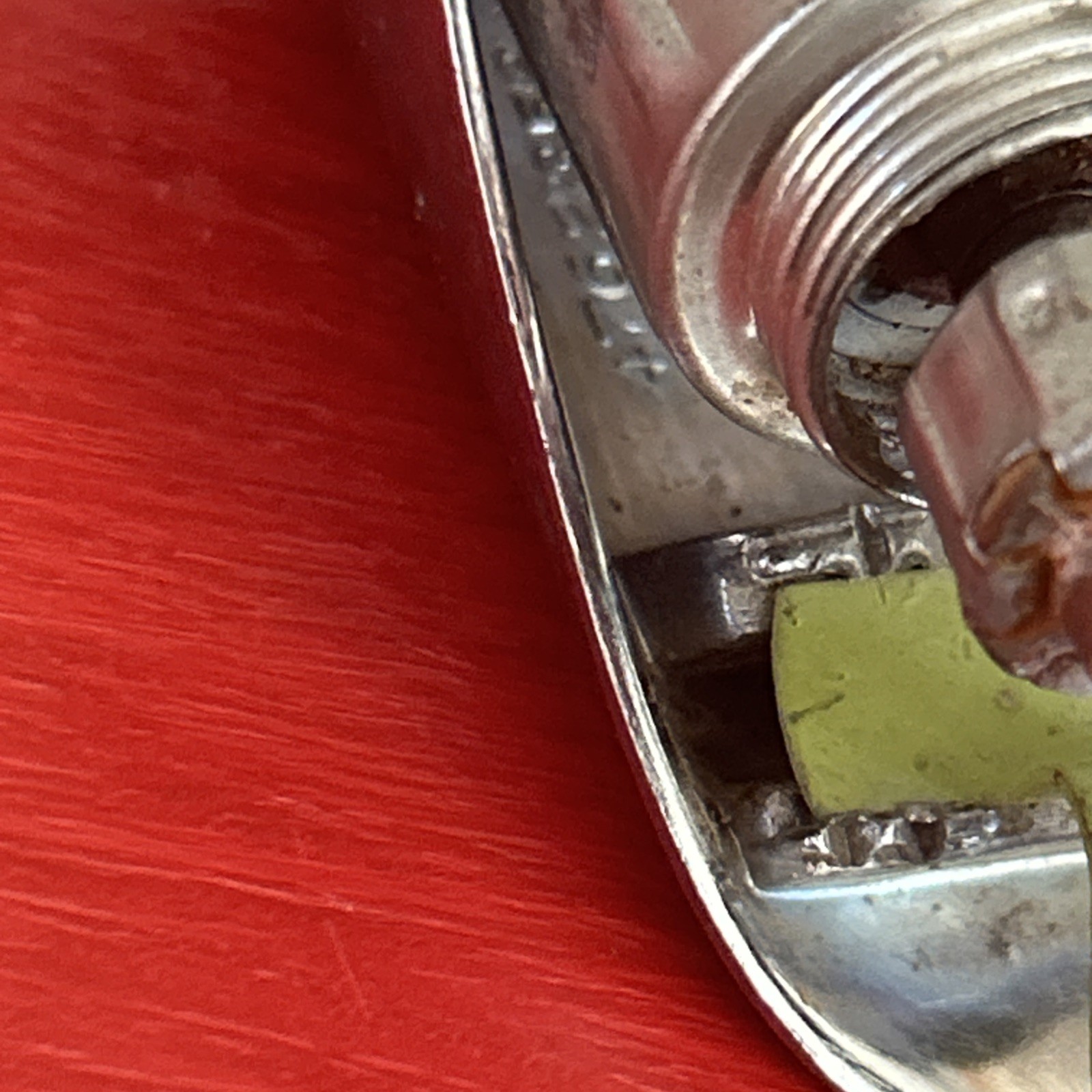 Vintage Lighter Socket 4762352 LH Dash Mount 1960 Buick ?