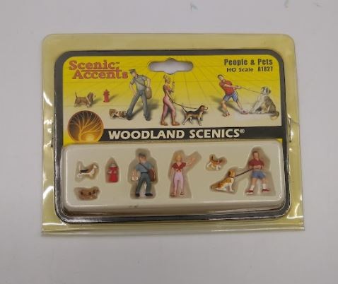 Woodland Scenics A1827 HO ScenicAccents People and Pets Figures  (Set of 7)